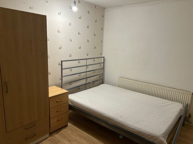  Double Room to let Main Photo