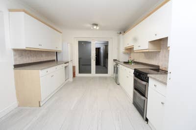 ✨ 3 Bed to Rent in Brockley! ✨ Main Photo