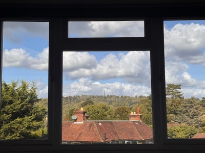 Stylish Double Room in Reigate Main Photo