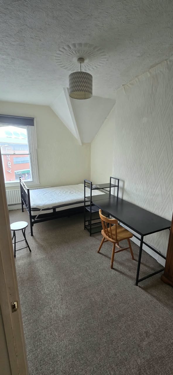 Bright Double Room in the heart of Bournemouth Main Photo