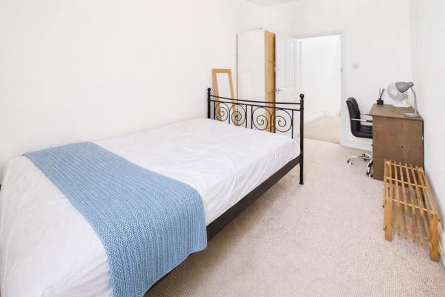***Double Room Available Within a Five-Bed Shared  Main Photo