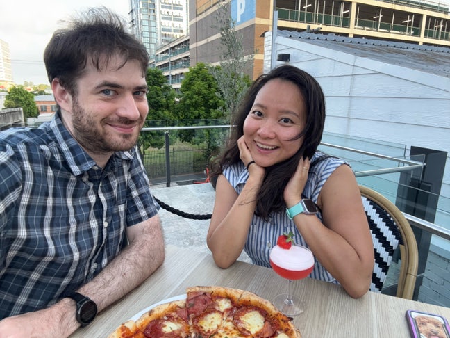 Couple seeking a double room in London Main Photo