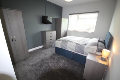 High Quality En suite Rooms To Let  Main Photo