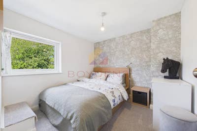 Double Room in 2 bed house Main Photo