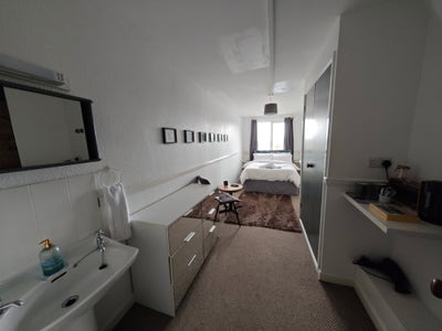 🌟 Long Term Room to Rent in Central Newquay 🌟 Main Photo