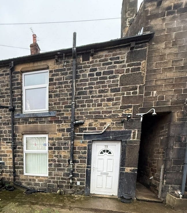 2 spacious bedrooms in private house staincliffe Main Photo