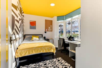 Student room available - All bills included  Main Photo