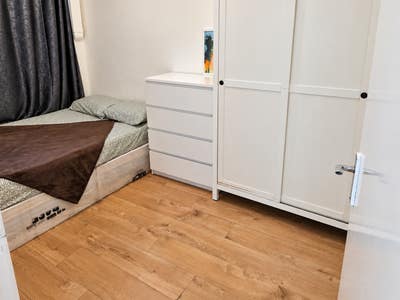 1 Bed Flat Near Aldgate East E1 October 2026 Main Photo