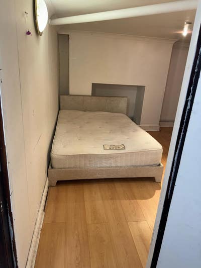 Spacious and Cosy Double Room for Rent in - SE1 5A Main Photo