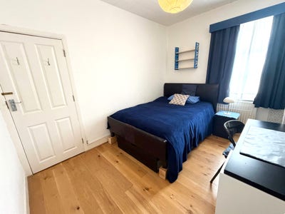 ***Spacious Double Room to Rent, N22*** Main Photo