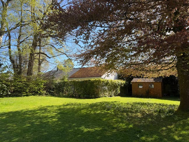 A delightful, detached studio in Bristol Main Photo