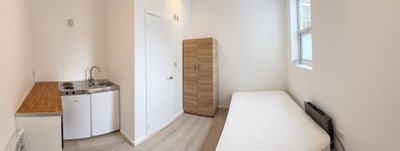 Modern Studio in Leyton Open to Couples Main Photo