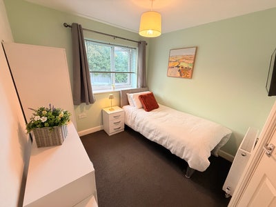Ensuite room full furnished  Main Photo