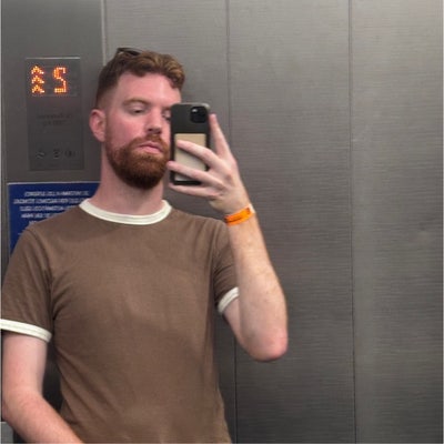 Looking to share ideally with 1 other person,... Main Photo