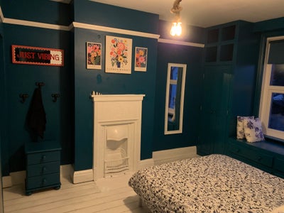 Beautifully Appointed Super Double  Bedroom Main Photo