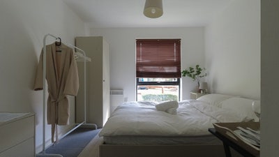 1B  in a 2 bedroom  Flat Near Salford Quay  Main Photo