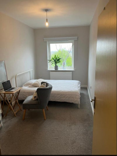 Spacious Double Room for rent Main Photo