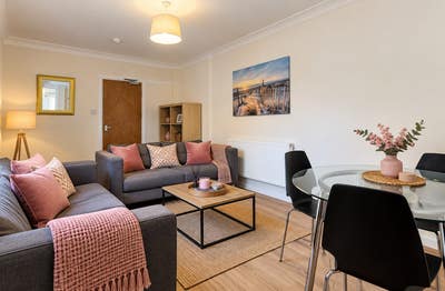 Superb house in Cathays! Main Photo