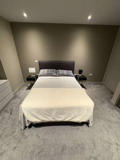 1 room availability in New Acres Wandsworth Main Photo