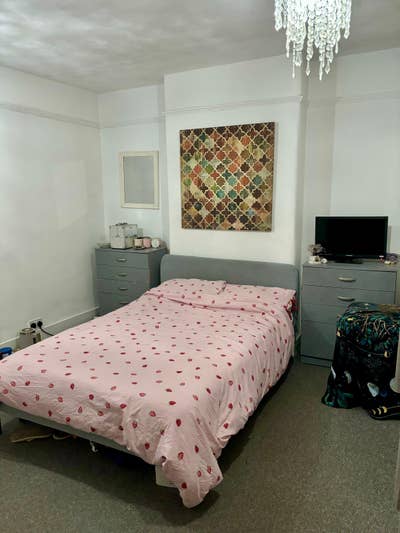 🏠 Large double room | Close to Hospital  🎉 Main Photo