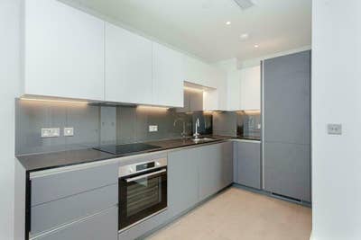Double room en-suite available from 1st November Main Photo