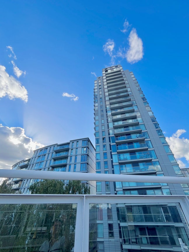 Stunning apartment with Panoramic views  Main Photo