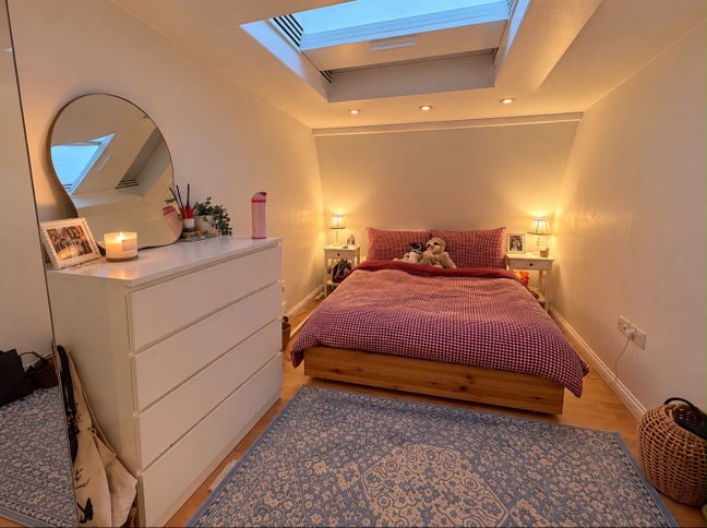 Double room with en-suite in Wimbledon + bills inc Main Photo
