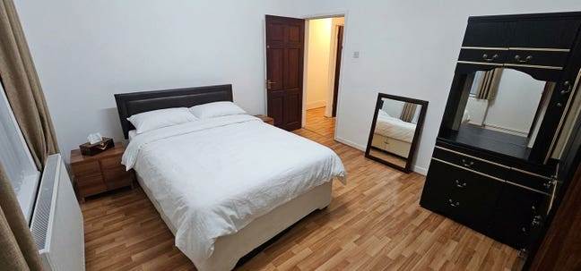 Spacious Furnished Double Room – Bills Included Main Photo