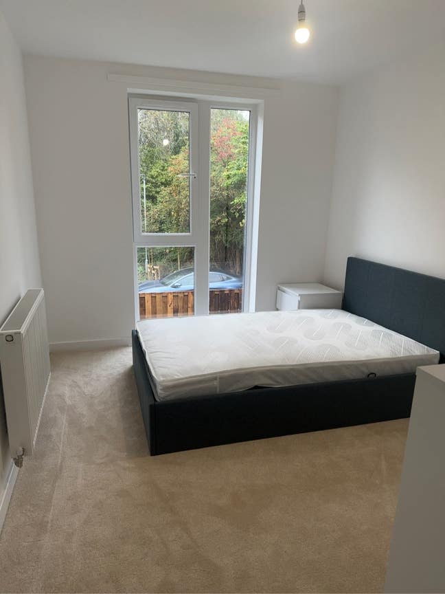 New Double En-Suite Room – New Build Home Main Photo