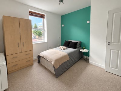 DSS-Studio Flat Available in Beckenham Bromley BR3 Main Photo