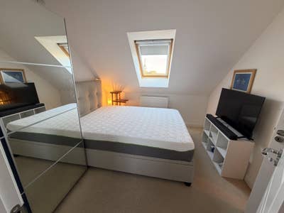 Double room with en-suite  Main Photo