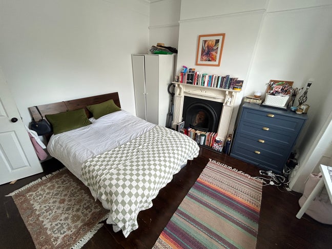 Gorgeous double bedroom in Finsbury Park  Main Photo
