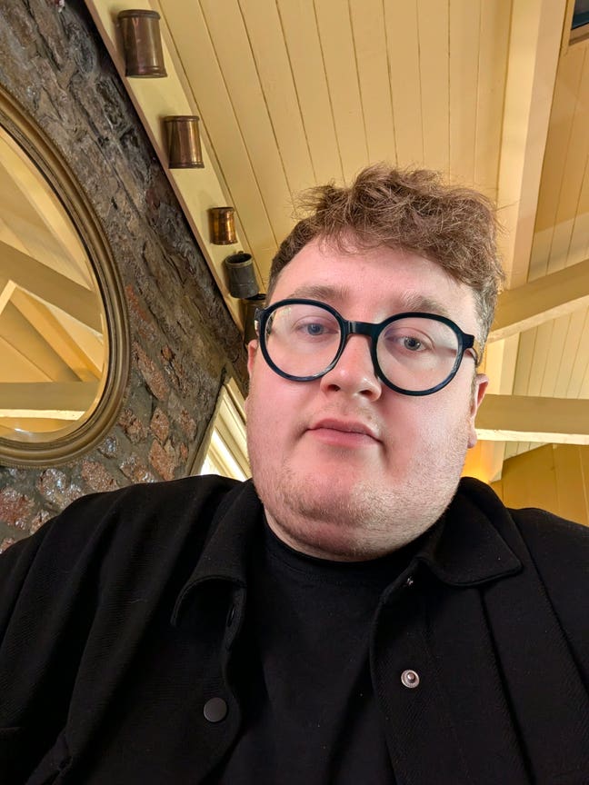 Looking to pair up in Durham Centre Main Photo