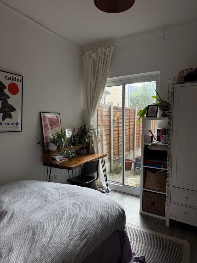 Double Bedroom Near Chatsworth Rd House W Garden Main Photo