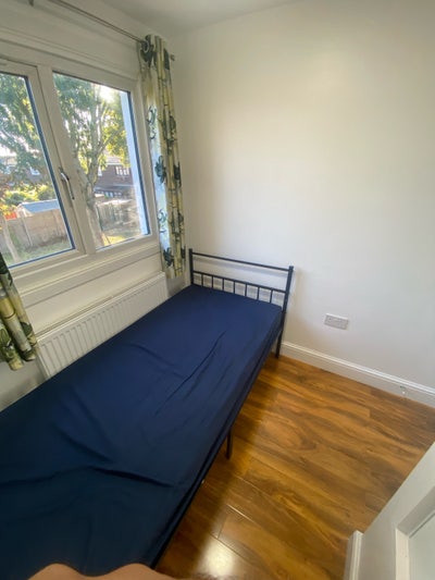 Double Room Newly Refurbished  Main Photo