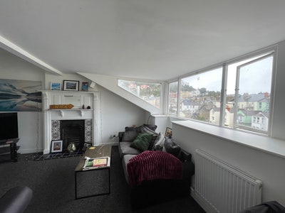 Room to rent with great views  Main Photo