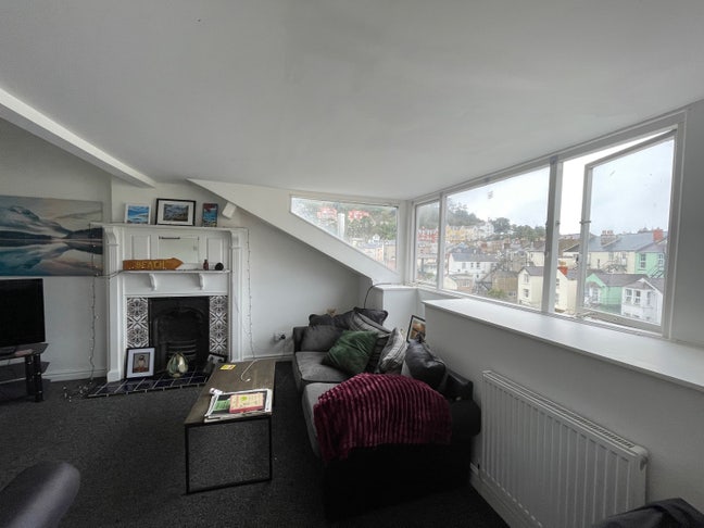 Room to rent with great views  Main Photo