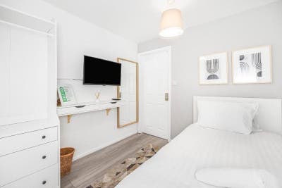 🏡 Single Room in Stepney Green 📍 Available NOW Main Photo