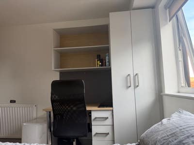 🏡 En-Suite Student Room – Leicester LE2 | &pound;139/We Main Photo