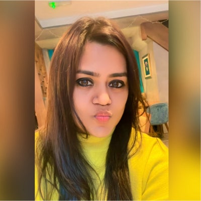 Professional Female seeks a double room Main Photo