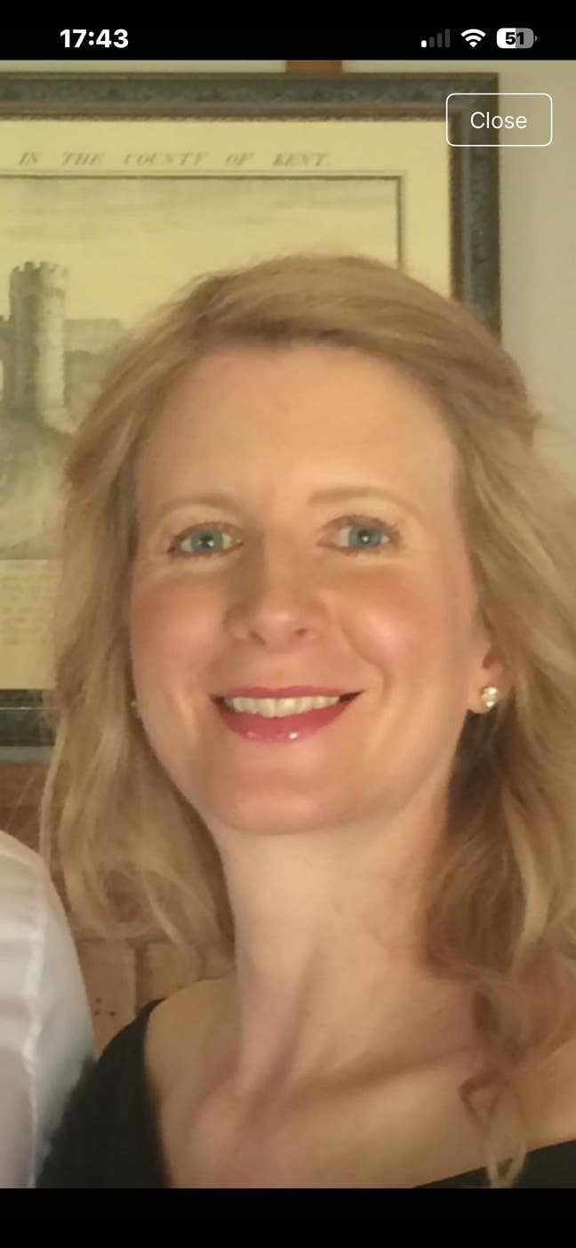 Female mature student relocating for university Main Photo