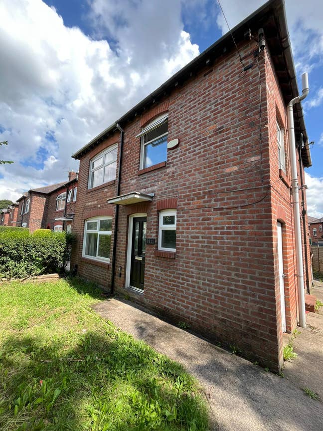 4 Bed House Salford - Couple or Family Main Photo