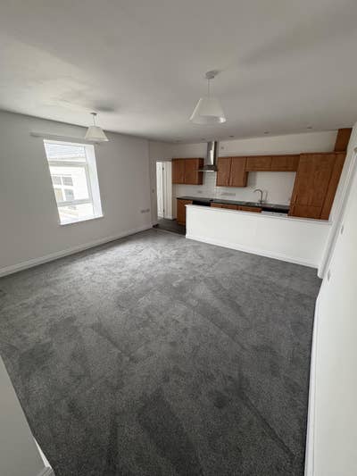 Furnished 2 Bedroom apartment  Main Photo