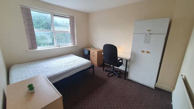 💎 Spacious Double Room – Prime Oxford Road! 💎 Main Photo