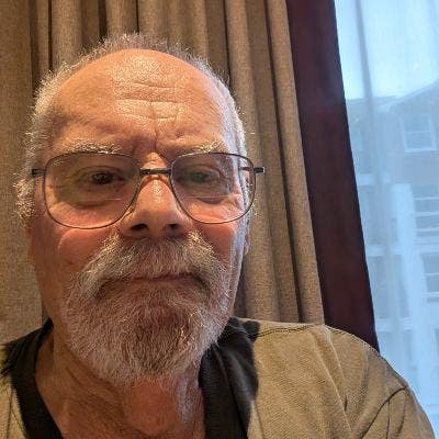 85 year old Male seeks a single or double room Main Photo