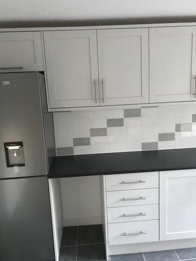 Extra Large Room Available – London E16 Main Photo