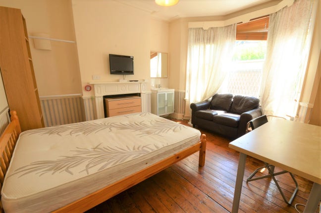 5 Bedrooms HMO Available in Haringey N4 *.* Main Photo