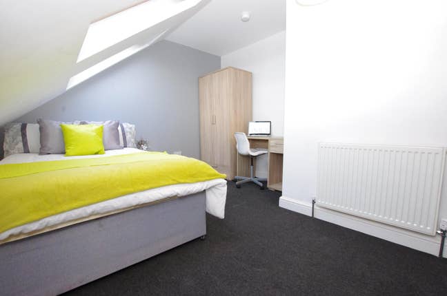 Double bedroom Available. Bills inc Main Photo