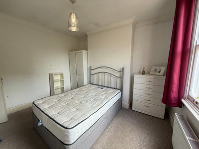 Double room available in N7 6BP Main Photo