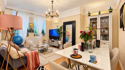 Gorgeous 2 BED FLAT  Available St John's Wood! Main Photo